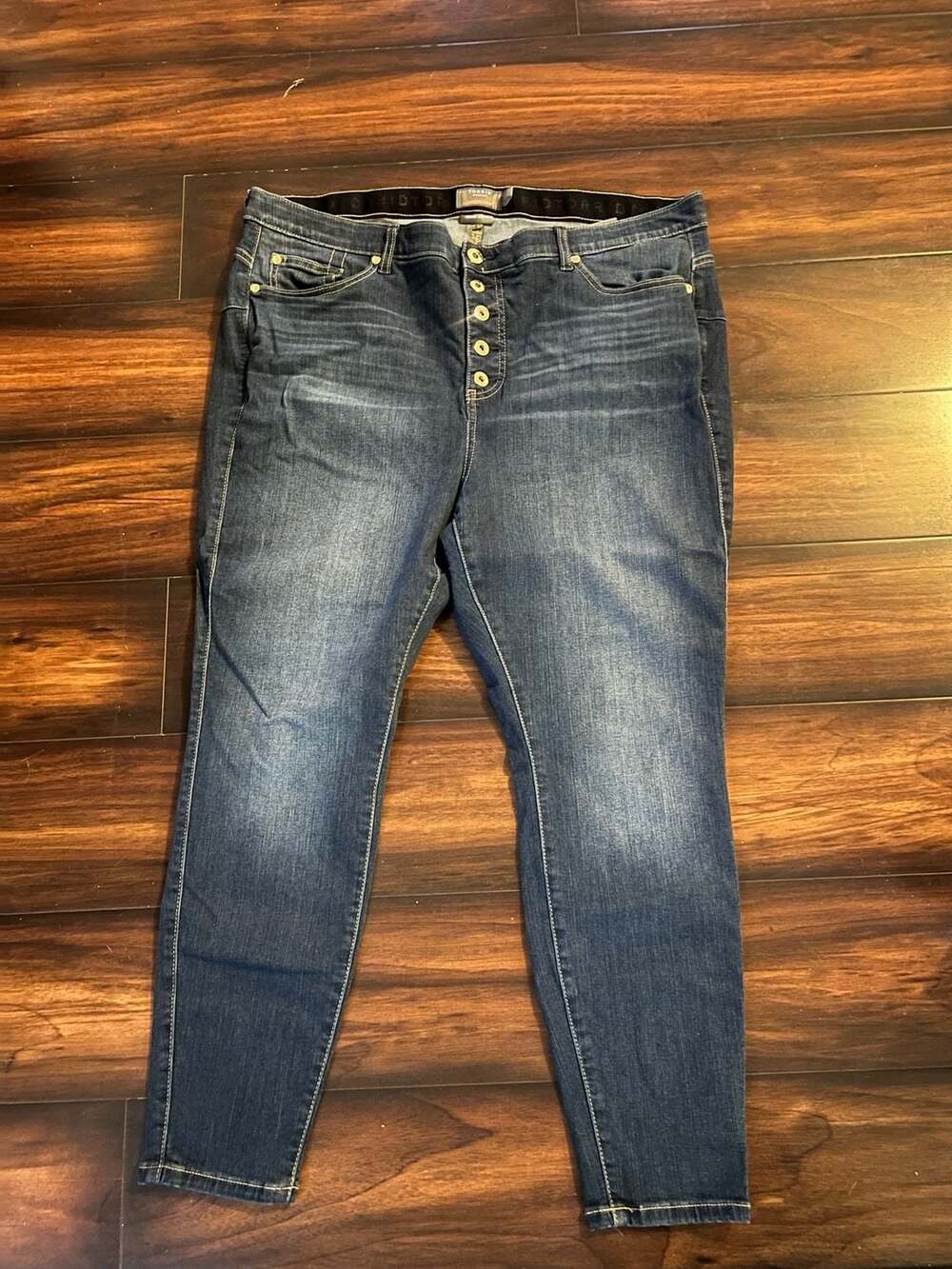 Torrid Bombshell Skinny High Rise Button Fly Jeans Premium Stretch Plus Size 22S